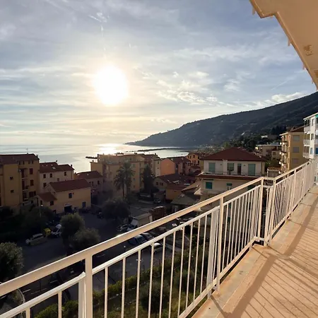 La Casa Del Sole - Vista Mare Ospedaletti