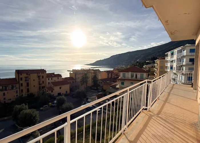 La Casa Del Sole - Vista Mare Ospedaletti