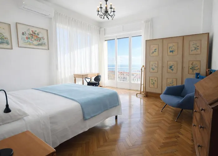 Vista Mare Panoramica Terrazza Privata - Parcheggio - Relax A 5 Min Dal Mare